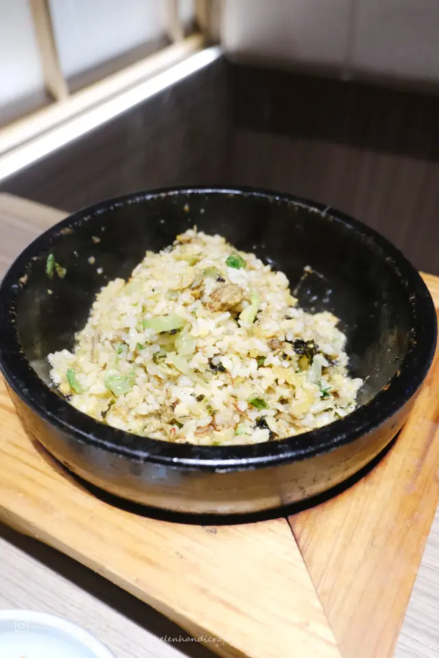 蟹粉石頭鍋飯