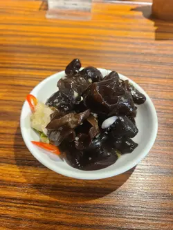 涼拌木耳