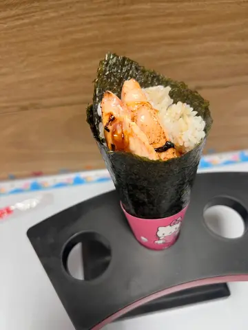 招牌醬二文魚手卷．重量級