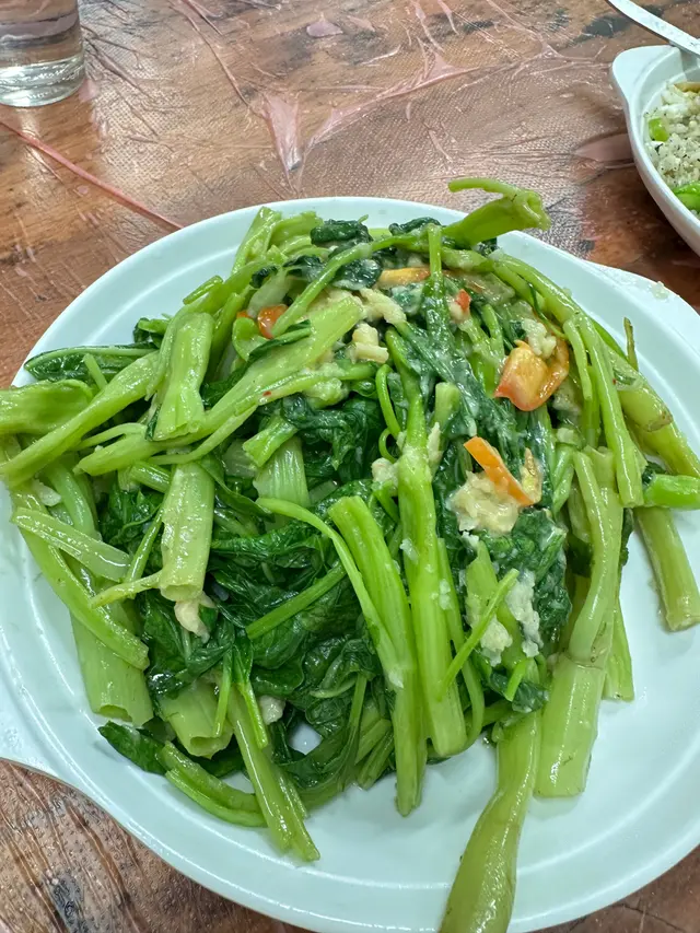 椒丝腐乳炒时菜 