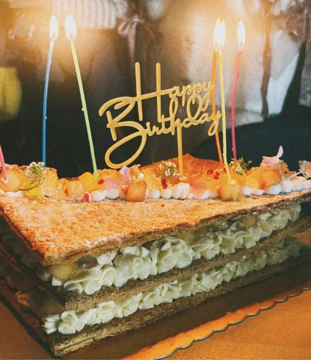 烏龍茶蜜桃拿破崙蛋糕