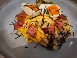 流心蛋紫菜烟肉芝士卡邦尼手工意大利面