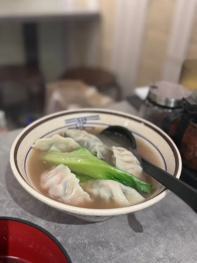 雲耳椰菜豬肉餃