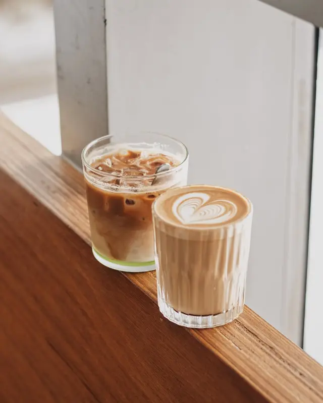 Flat White / Cucumber Latte