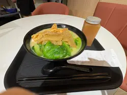 鱼肉春卷、鱼皮饺、生菜油面+苹果雪梨汁