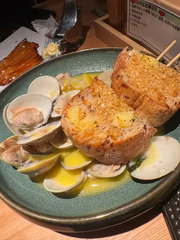 蒜香牛油酒煮蚬