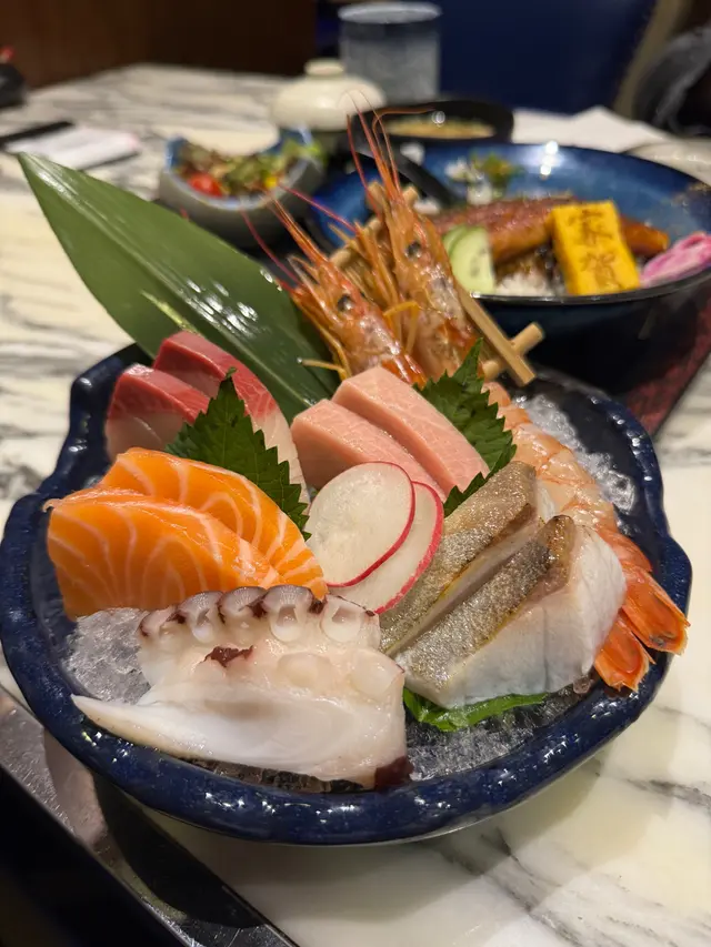 特選刺身盛+中本鮪魚腩