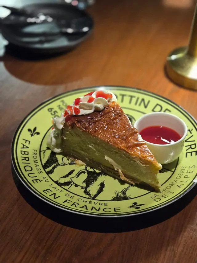 招牌芝士蛋糕 | Signature Cheesecake