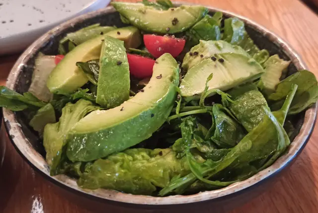 前菜：牛油果沙律