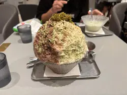 杜拜朱古力開心果刨冰