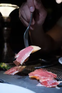 西班牙伊比利亞𝟒𝟖個月風乾火腿伴蜜瓜