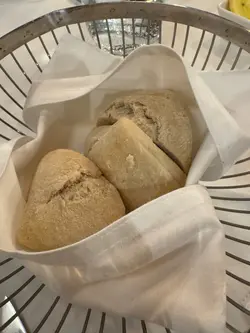 面包同牛油好食，但唔会因为呢两样嘢而再去