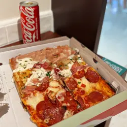 Pᴇᴘᴘᴇʀᴏɴɪ