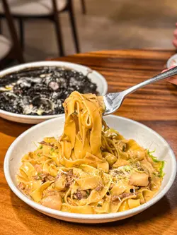 Smoked Duck Leg & Roasted Peach Tagliatelle