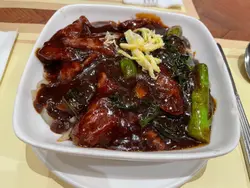 太平馆瑞士汁炒牛河