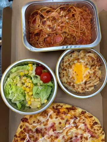 Foodpanda  delivery,  very nice food & good price, we order the 2nd time 