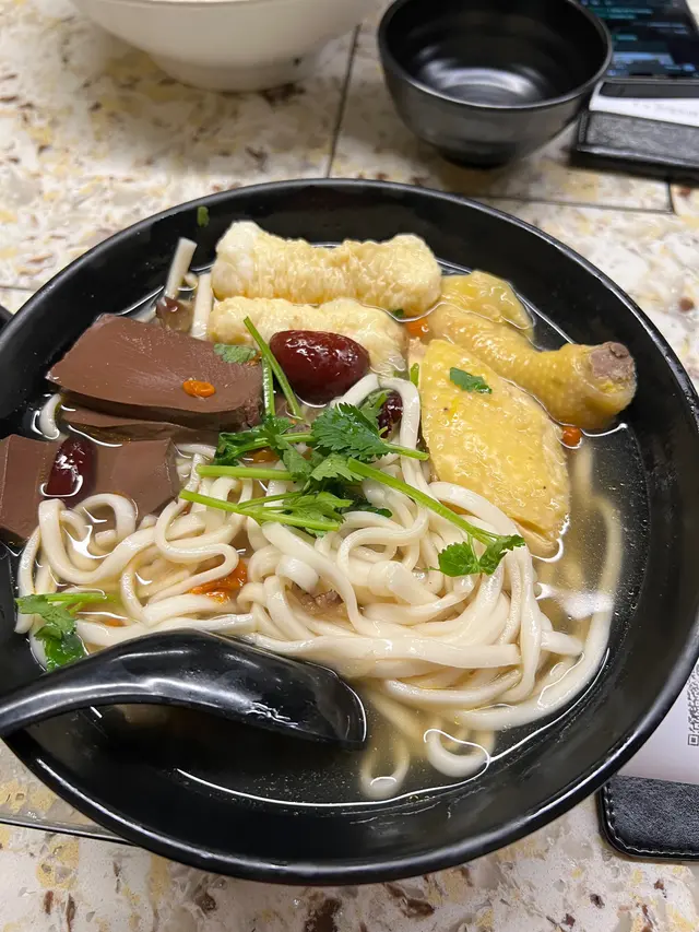 自選三餸(鴨血 墨魚卷 雞件)