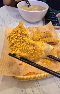 小棠菜鲜肉饺（金沙）