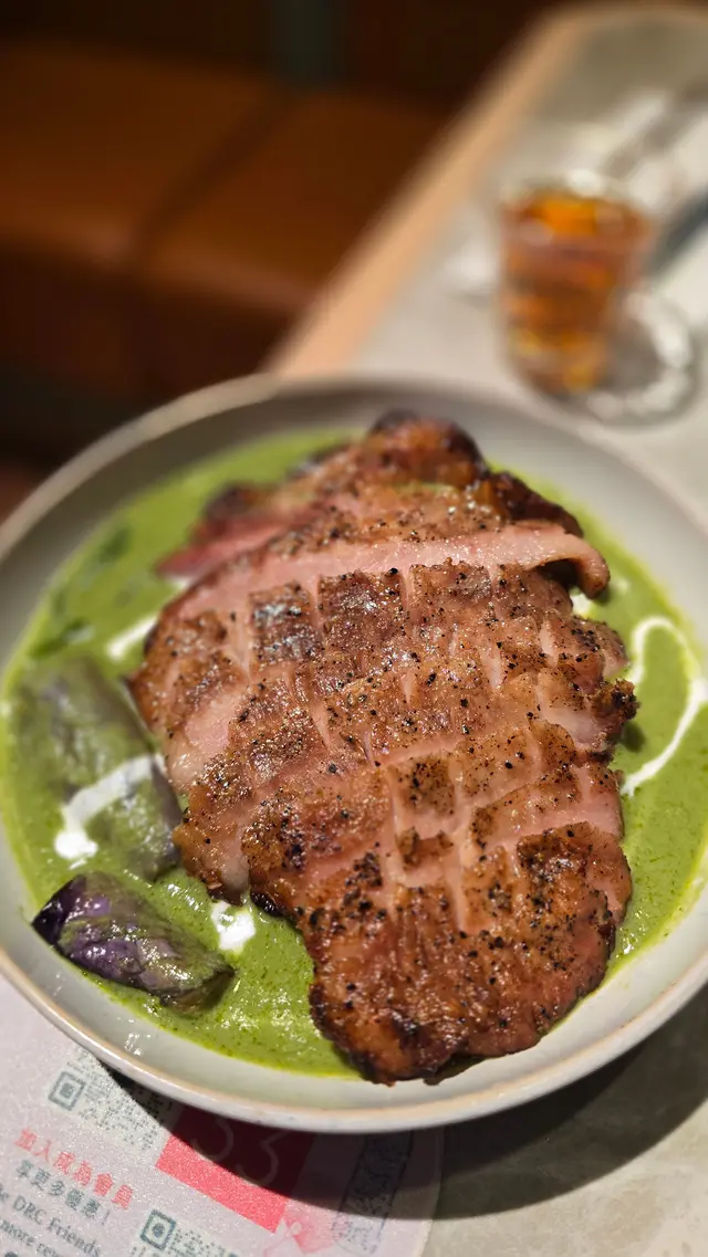 椰香青咖哩配豬頸肉