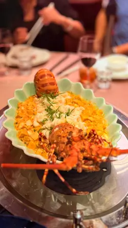 蟹粉龙虾烧豆腐