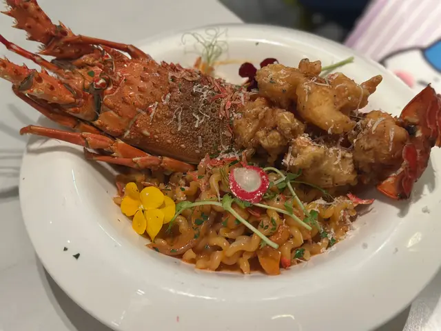 韓式玫瑰醬龍蝦QQ捲捲意粉