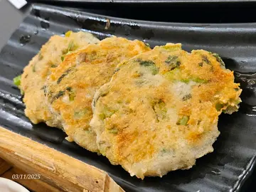 生煎凉瓜鲮鱼饼