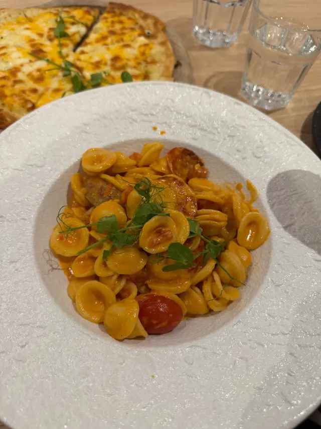 傳統茄汁肉腸貓耳朵