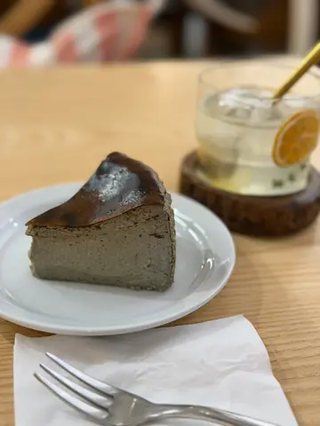 Black  Sesame  Burnt  Cheesecake