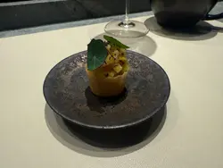 啤酒脆杯. 茶熏菠萝. 生姜