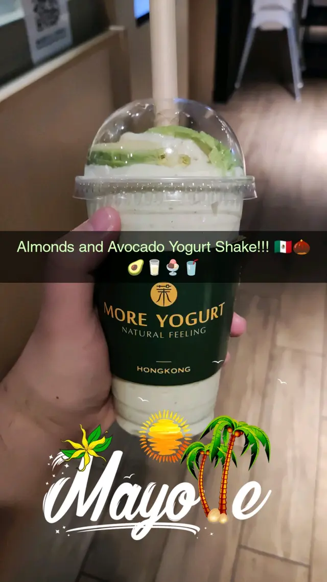 Almonds and Avocado Yogurt Shake!!! 🇲🇽🌰🥑🥛🍨🥤