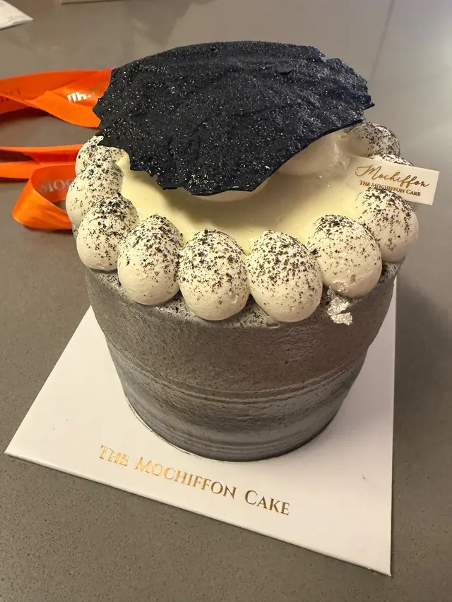 Black sesome latte 4”