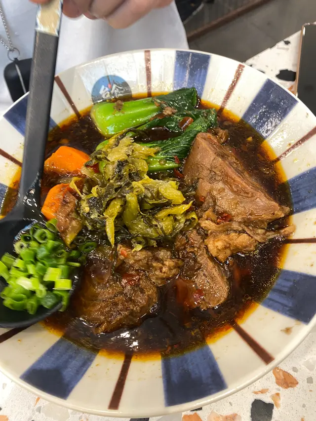 紅燒牛肉麵