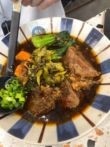 紅燒牛肉麵