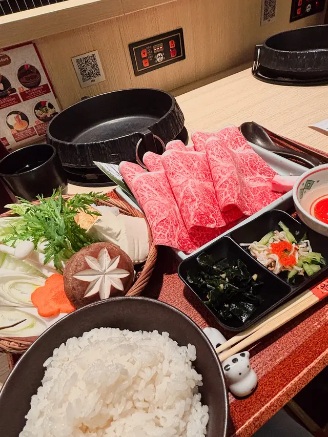 日本黑毛和牛牛板腱壽喜燒套餐