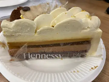 Hennessy  干邑三重朱古力慕思蛋糕
