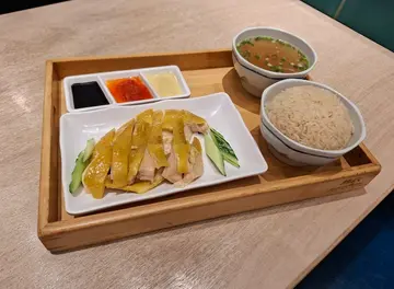 馬六無骨海南雞飯