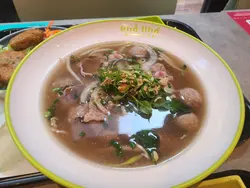 顺。生牛肉牛肉丸汤河