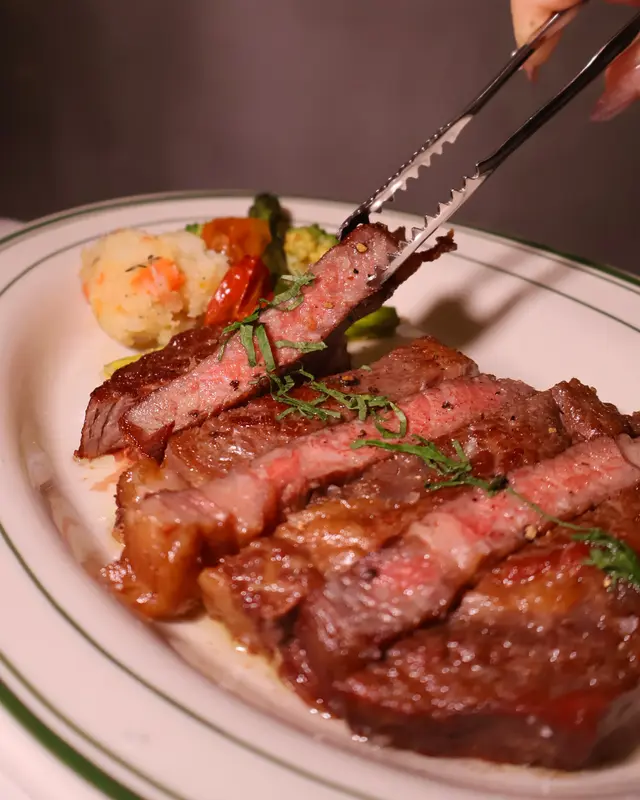 House-aged 45+ Days Dry-Aged USDA Prime Rib Eye