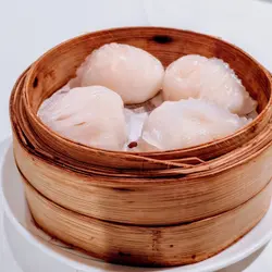 🐑笋尖虾饺，大只、饱满、精神，个名强调笋尖就坚系有笋尖，明虾新鲜爽口。价钱同阿一鲍鱼一样，但就冇阿一虾饺𠮶啖汁。虾饺嚟讲，暂时都仲系阿一世一