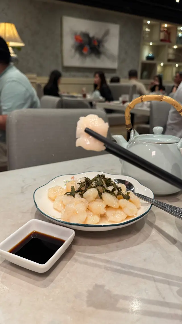 蝦仁好脆口啊!最奇妙真係有龍井味㗎喎!所以食落口好優雅~