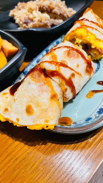 芋泥肉松蛋卷饼