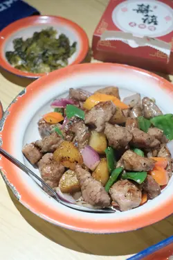 蜜椒薯角牛柳粒