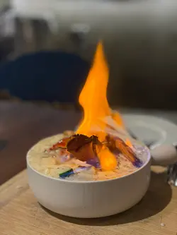 火焰龙虾尾芝士忌廉手作意大利粉