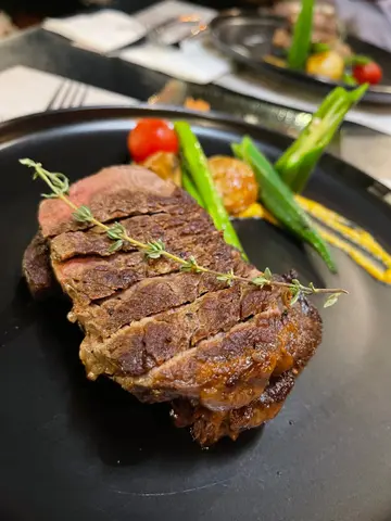 特選牛扒（西冷，7成熟）
