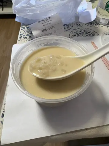 热腐竹薏米糖水