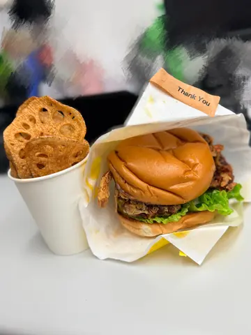 牛油果軟殼蟹漢堡  