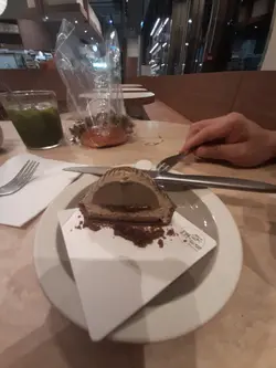 前: 切開嘅鐵觀音咖啡撻