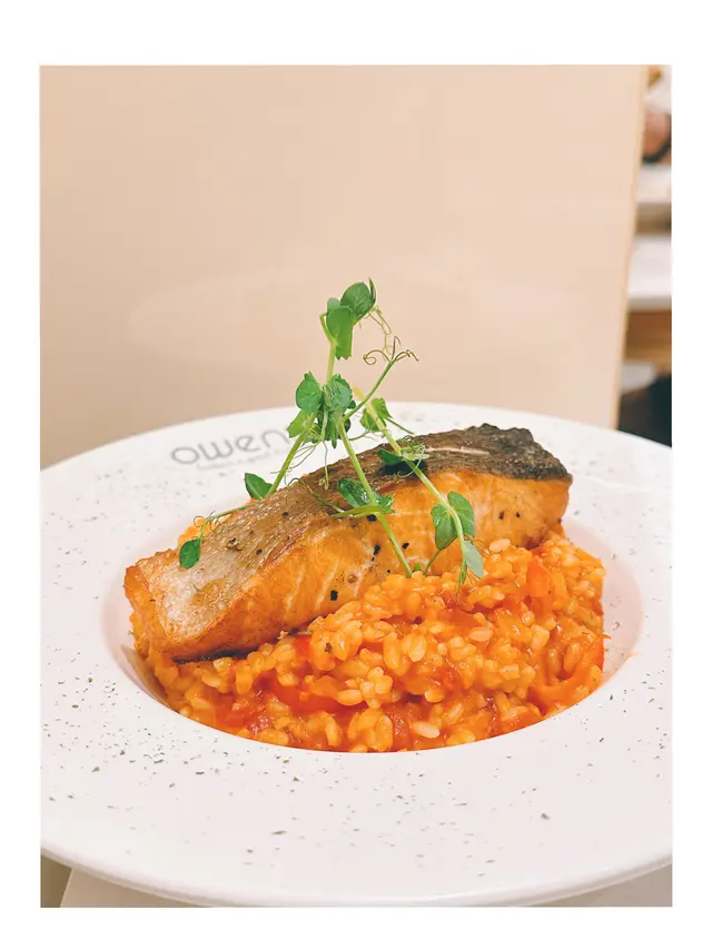 香煎三文魚扒西西里意大利飯