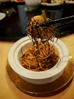 鮮元貝蔥油拌麵