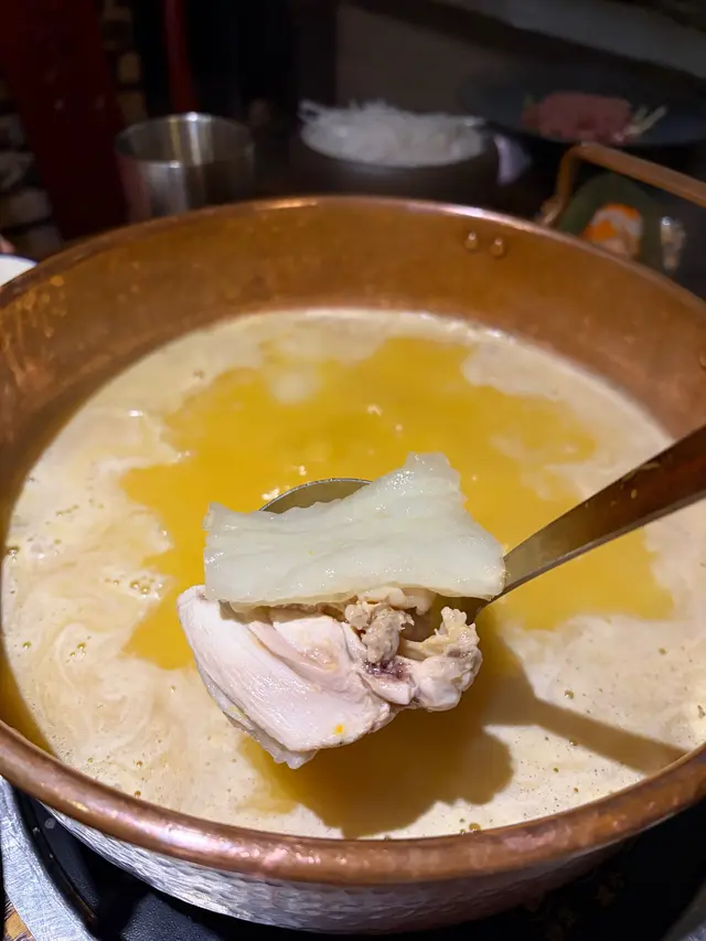 招牌花膠雞湯鍋